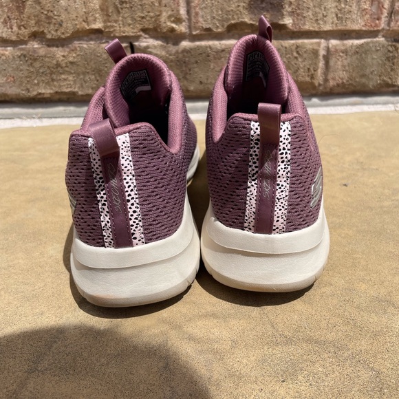 Sketchers Air-Cooled Memory Foam Sneakers - Picture 6 of 8